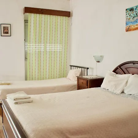 ベッド・アンド・ブレックファスト Residencial Tarouca Fundão