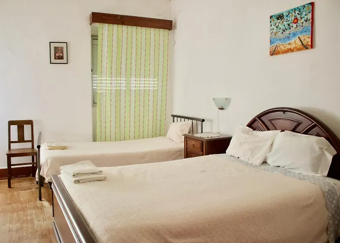 فندق مبيت وإفطار Residencial Tarouca فوندَوْ